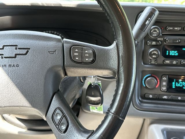 Thumbnail: 2006 Chevrolet Suburban - 16