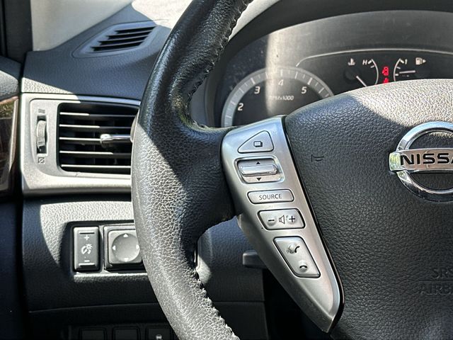 Thumbnail: 2013 Nissan Sentra - 15