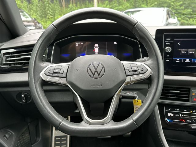 Thumbnail: 2025 Volkswagen Jetta - 2