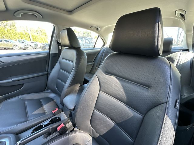 Thumbnail: 2014 Volkswagen Jetta - 9