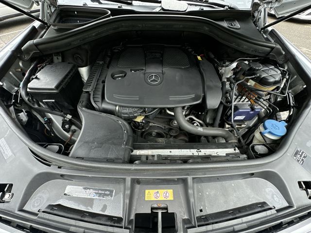 Thumbnail: 2016 Mercedes-Benz GLE - 9