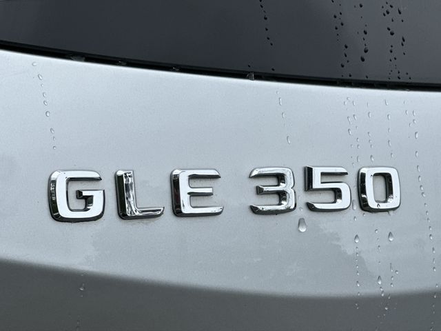 Thumbnail: 2016 Mercedes-Benz GLE - 28