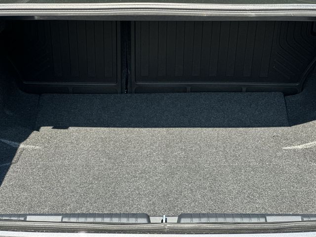 Thumbnail: 2025 Subaru Legacy - 15