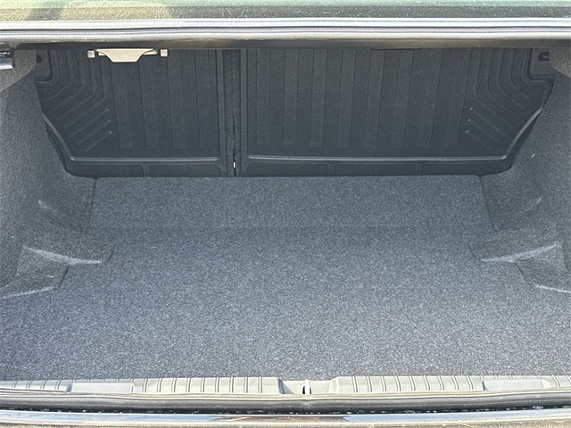 Thumbnail: 2025 Subaru Legacy - 15