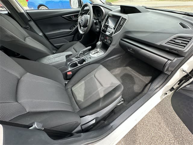 2019 Subaru Impreza Premium 12