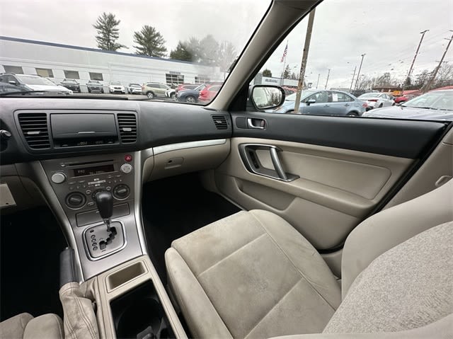 2009 Subaru Outback Base 18