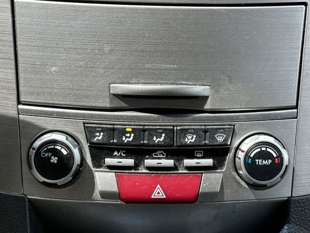 Thumbnail: 2014 Subaru Outback - 15