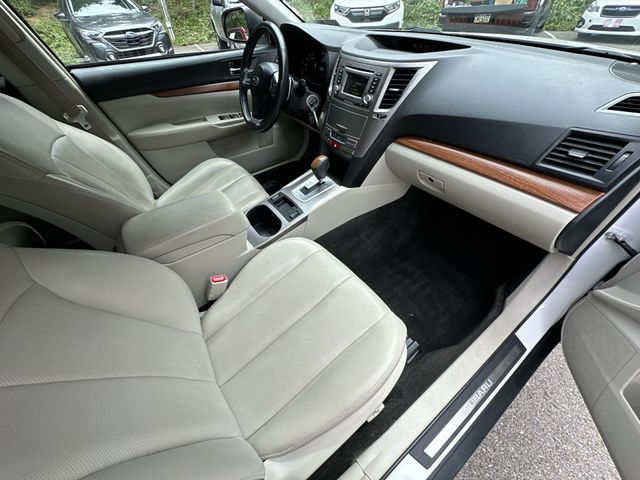 Thumbnail: 2013 Subaru Outback - 12
