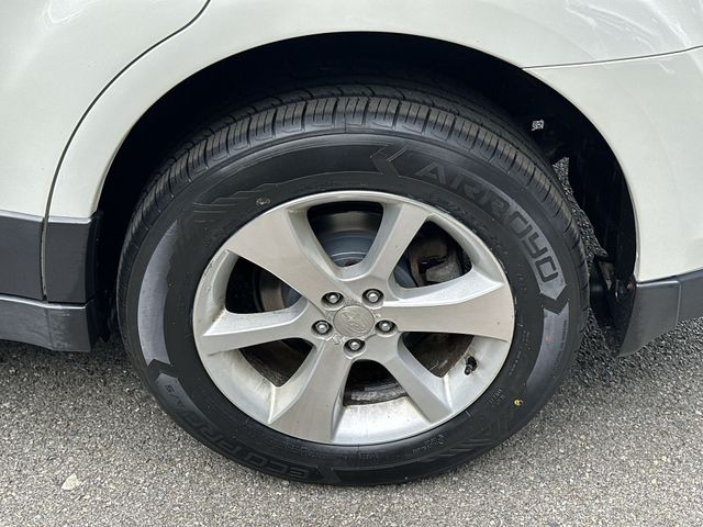 Thumbnail: 2013 Subaru Outback - 8