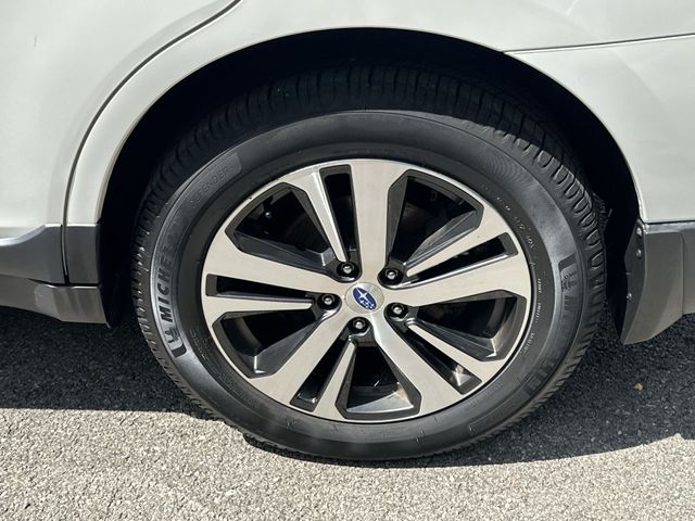 Thumbnail: 2018 Subaru Outback - 8