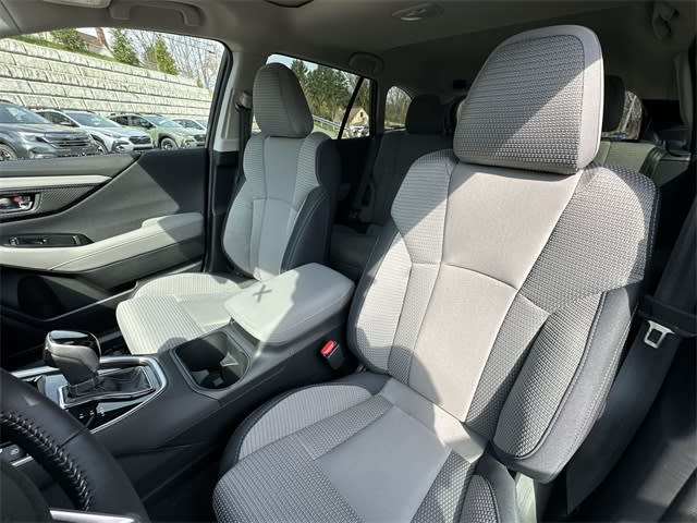 2025 Subaru Outback Premium 10