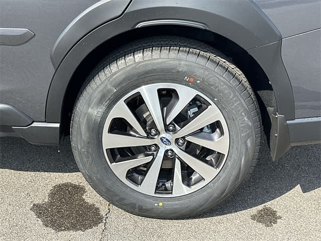 2025 Subaru Outback Premium 8