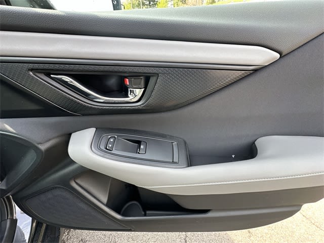 2025 Subaru Outback Premium 27