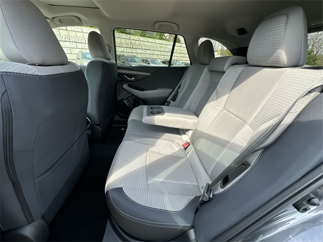 2025 Subaru Outback Premium 12