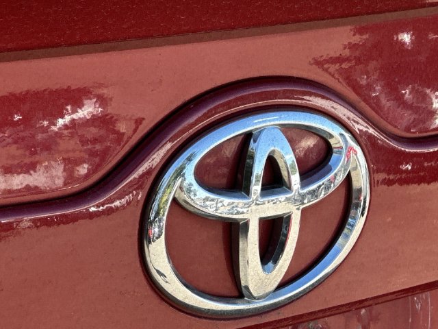 Thumbnail: 2014 Toyota Camry - 7