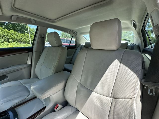 Thumbnail: 2011 Toyota Avalon - 9