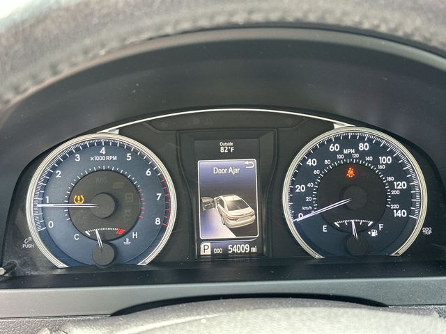 Thumbnail: 2015 Toyota Camry - 12