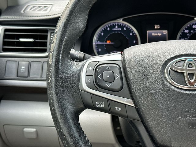 Thumbnail: 2015 Toyota Camry - 14