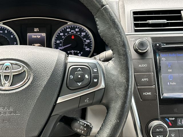 Thumbnail: 2015 Toyota Camry - 15