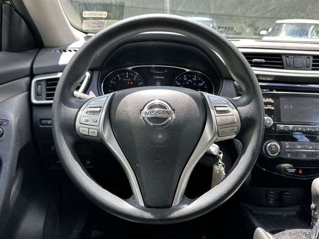 Thumbnail: 2016 Nissan Rogue - 2