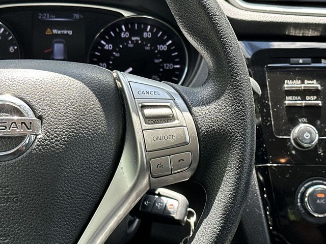 Thumbnail: 2016 Nissan Rogue - 15
