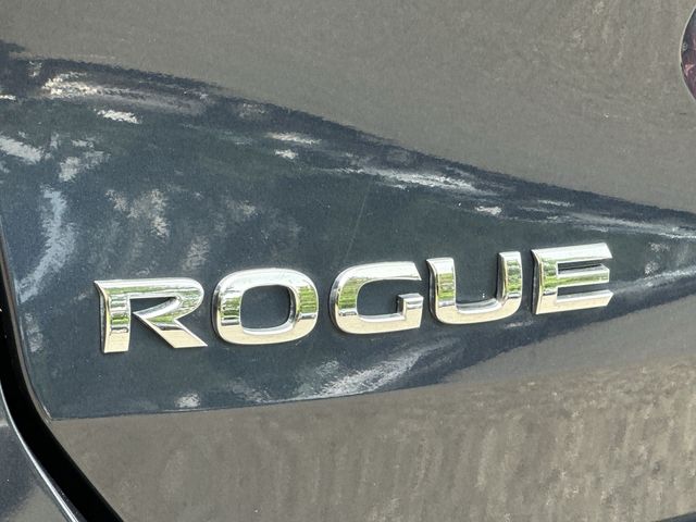 Thumbnail: 2016 Nissan Rogue - 25