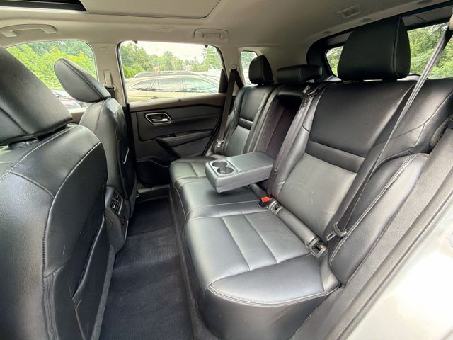 Thumbnail: 2021 Nissan Rogue - 26