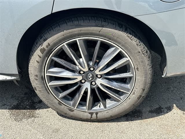 2019 INFINITI QX60 Luxe 8