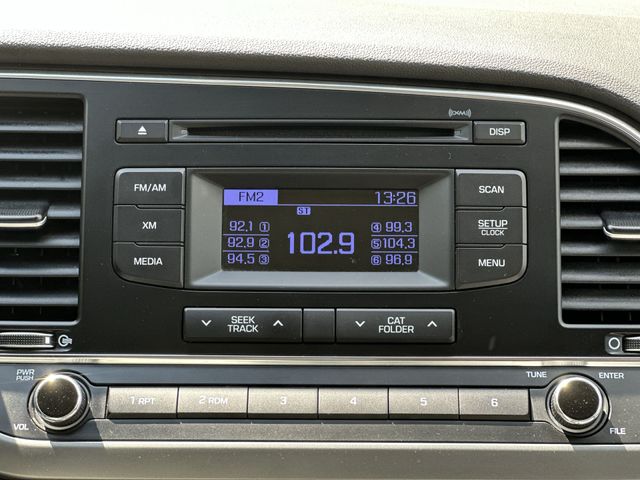 Thumbnail: 2017 Hyundai Elantra - 15