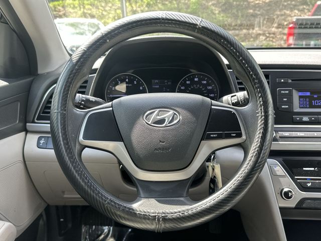 Thumbnail: 2017 Hyundai Elantra - 2
