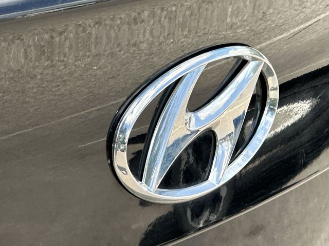 Thumbnail: 2017 Hyundai Elantra - 7