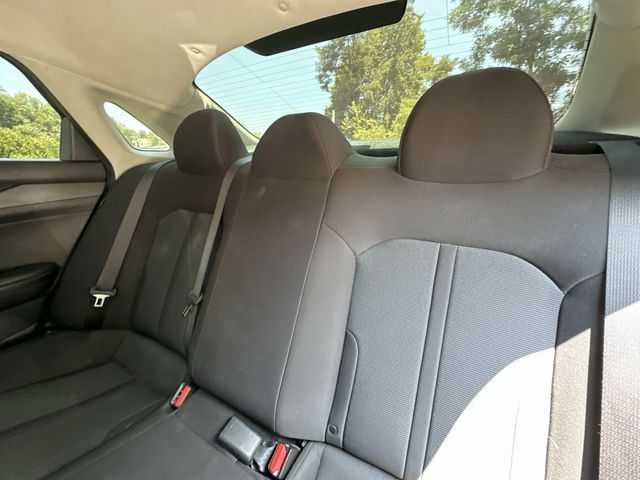 Thumbnail: 2021 Kia K5 - 10