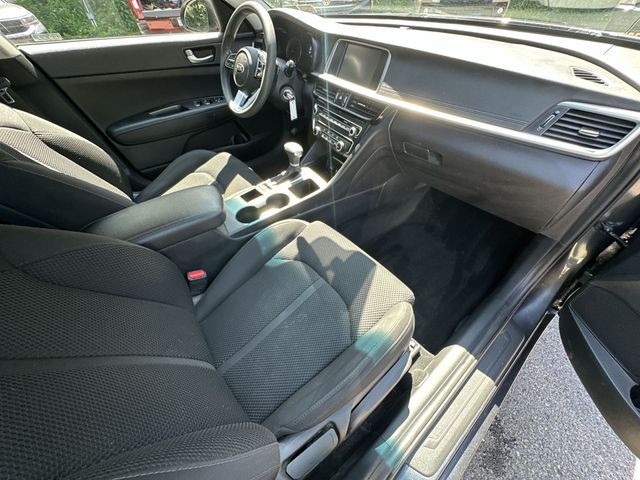 Thumbnail: 2019 Kia Optima - 12