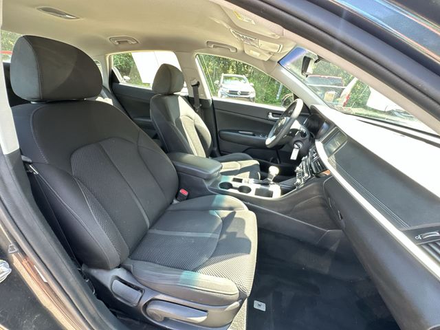 Thumbnail: 2019 Kia Optima - 25
