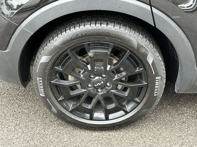 Thumbnail: 2022 Kia Telluride - 8
