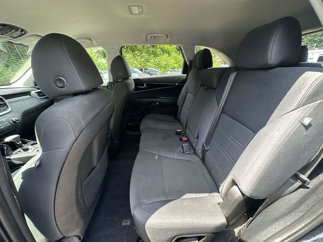 Thumbnail: 2019 Kia Sorento - 13