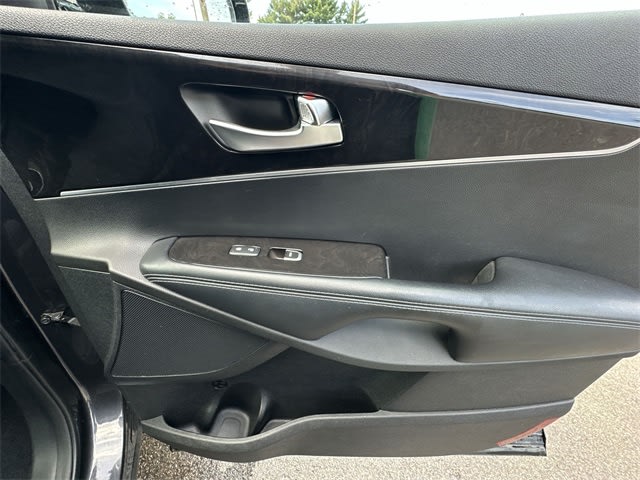 Thumbnail: 2017 Kia Sorento - 25