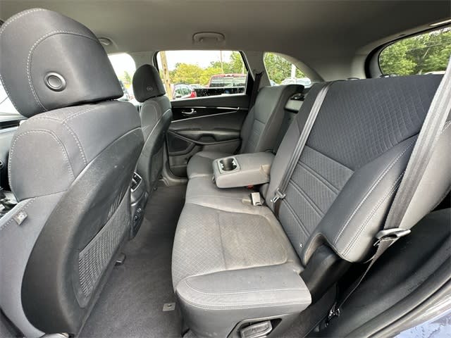 Thumbnail: 2017 Kia Sorento - 13