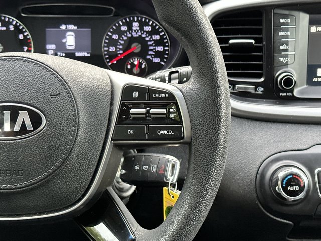 Thumbnail: 2019 Kia Sorento - 20