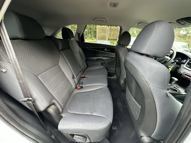 Thumbnail: 2019 Kia Sorento - 27