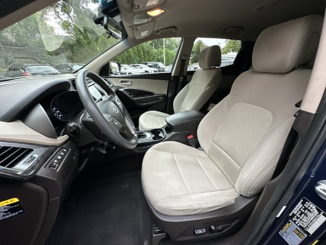 Thumbnail: 2017 Hyundai Santa Fe - 9