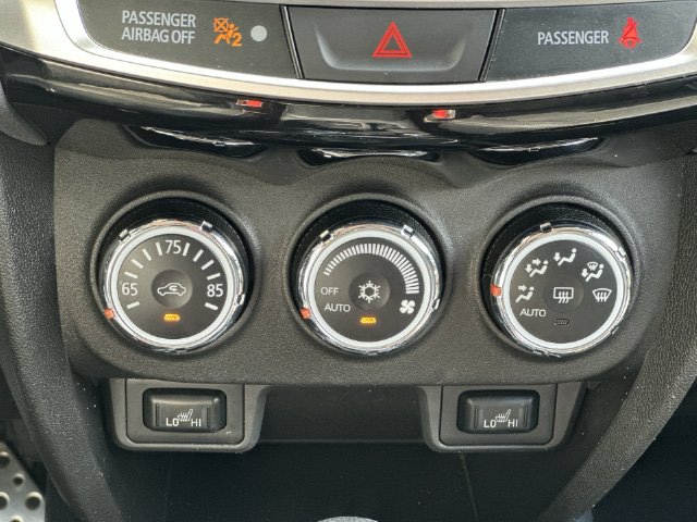 Thumbnail: 2017 Mitsubishi Outlander Sport - 23