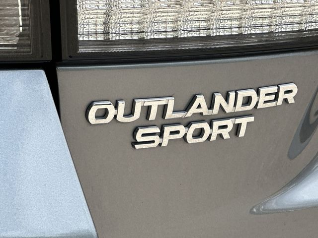 Thumbnail: 2022 Mitsubishi Outlander Sport - 7