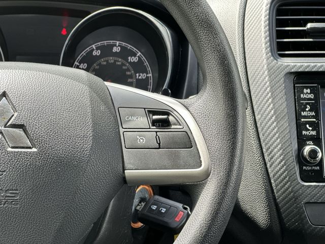 Thumbnail: 2024 Mitsubishi Outlander Sport - 19