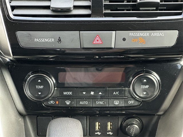 Thumbnail: 2024 Mitsubishi Eclipse Cross - 24