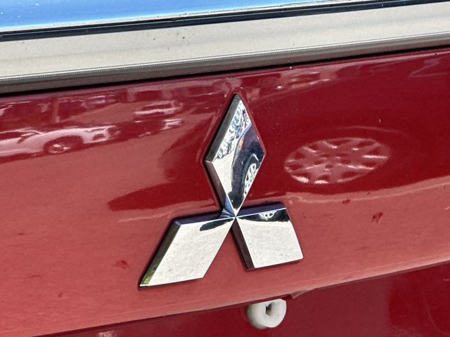 Thumbnail: 2015 Mitsubishi Outlander - 7