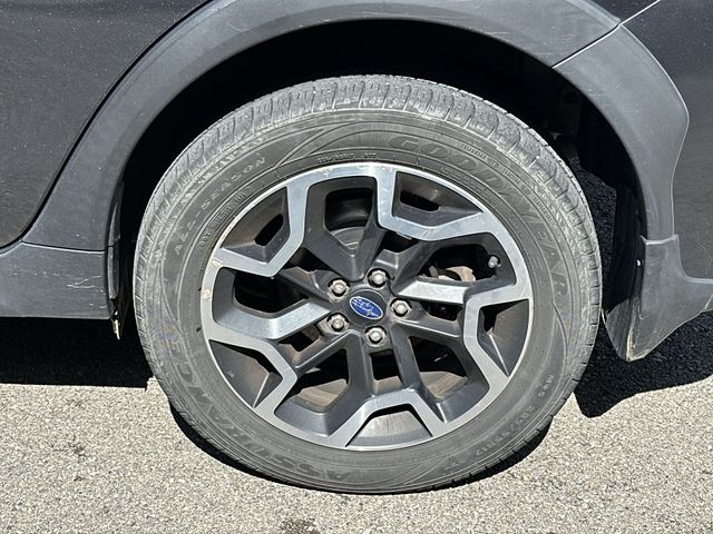 Thumbnail: 2017 Subaru Crosstrek - 8