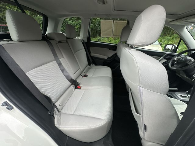 Thumbnail: 2015 Subaru Forester - 12