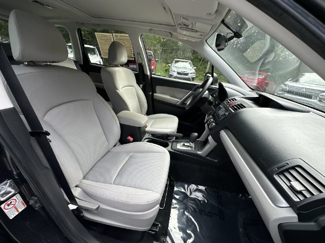 Thumbnail: 2015 Subaru Forester - 25