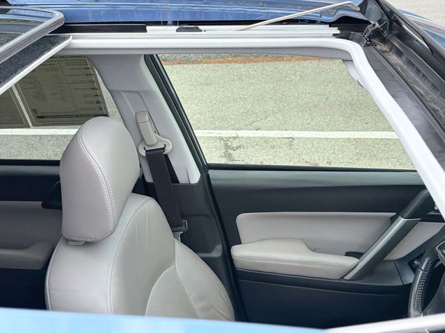 Thumbnail: 2016 Subaru Forester - 11